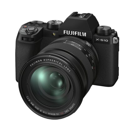 Fuji X-S10 Inc XF 16-80mm