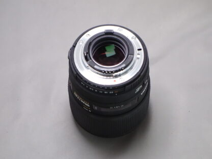 Used Sigma 105mm F2.8 D (F Mount) - Image 3