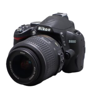 Used Nikon D3000 Inc 18-55mm VR (Crop Frame)