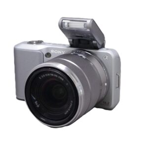 Used Sony NEX -3 Inc 18-55mm (Full Frame Mirrorless)